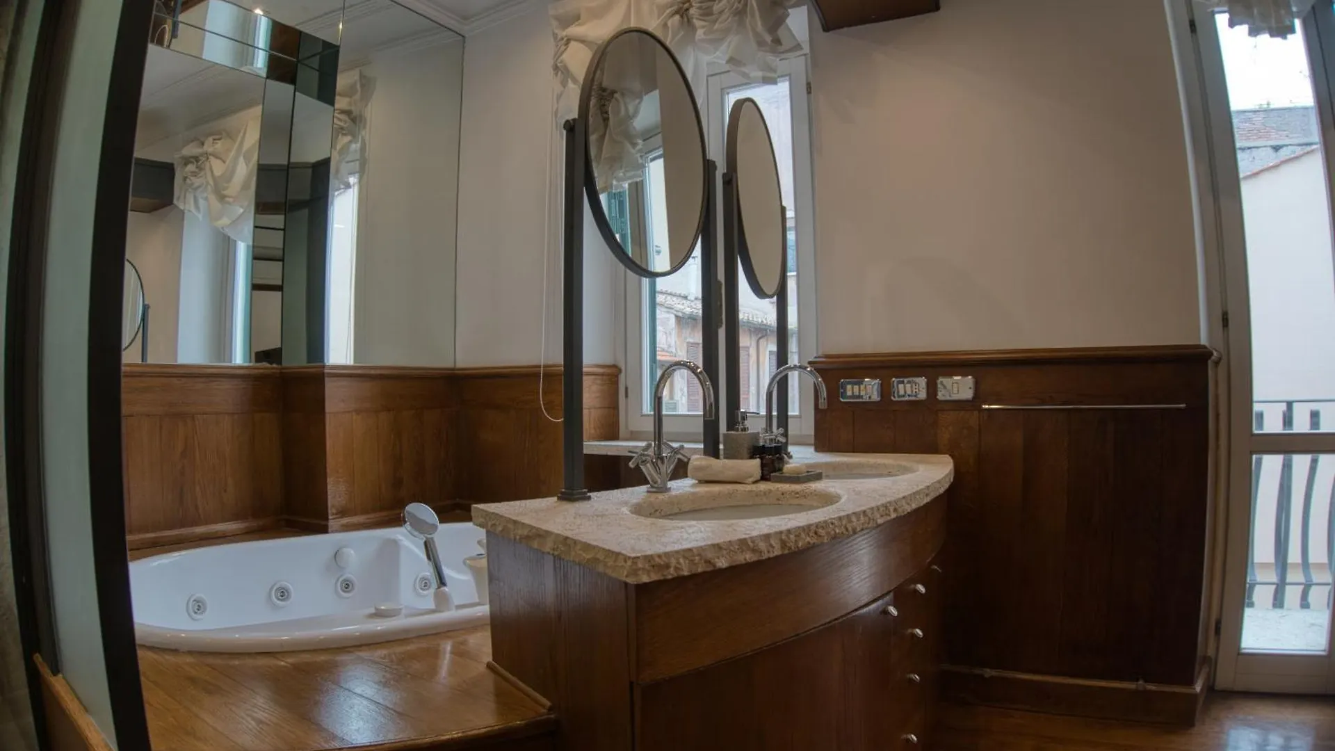 Orsoline Boutique Apartments - Best Position In Rzym