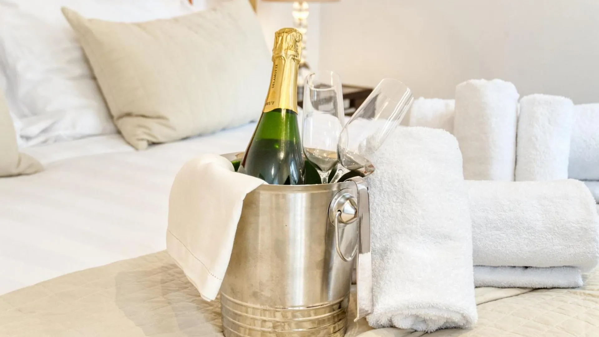 Orsoline Boutique Apartments - Best Position In Rzym