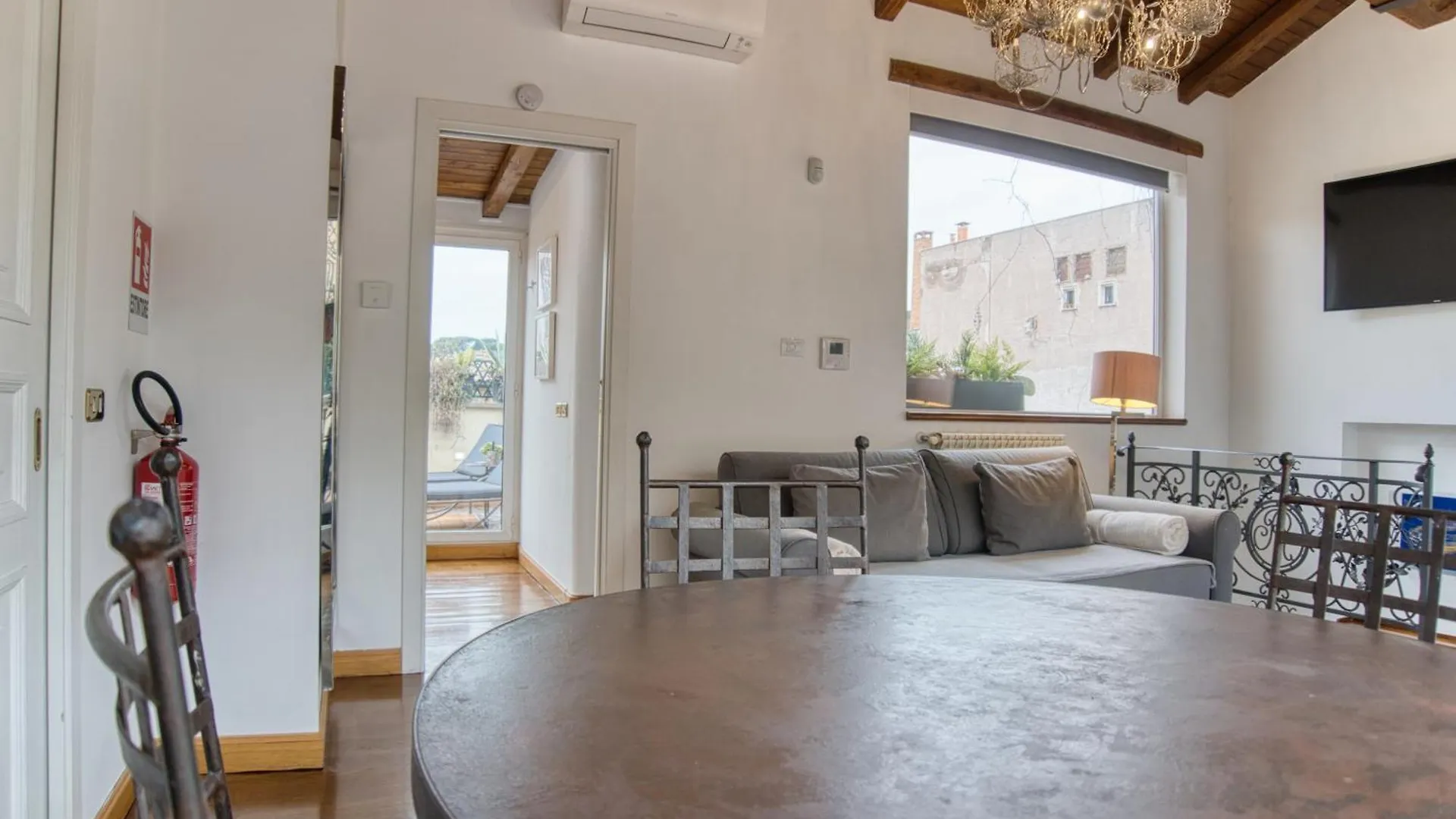 Orsoline Boutique Apartments - Best Position In Rzym 0*,